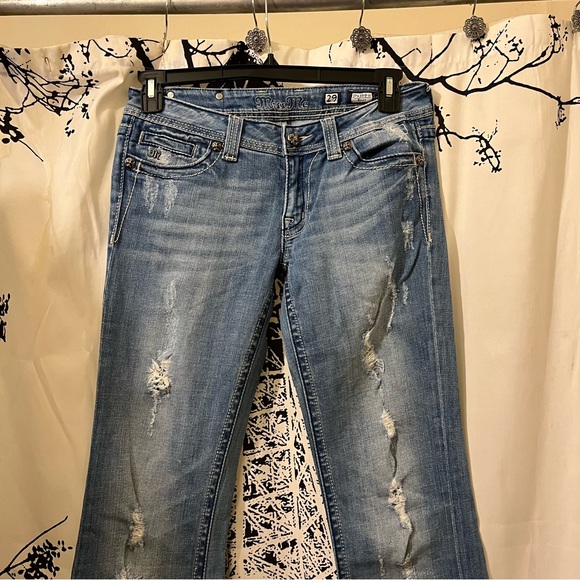 Miss Me Bootcut Jeans Distressed Embroidered Light Wash Western Size 29 - Picture 3 of 13